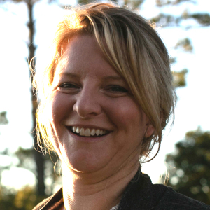 Presenter: Mollie Silver Headshot